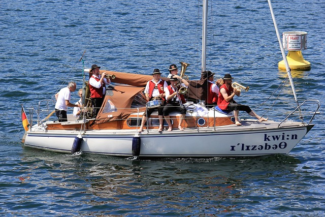 觀眾送上精 觀眾送上精